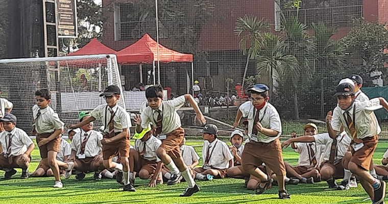 Students engaged in collaborative learning and exploration in the Primary Education program at AK Joshi CBSE School, Thane.