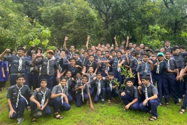 Secondary Section: Hike to Yeoor Hills by Std VIII